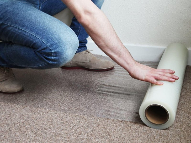 PAINTING ROOMS WITH CARPET FLOORS